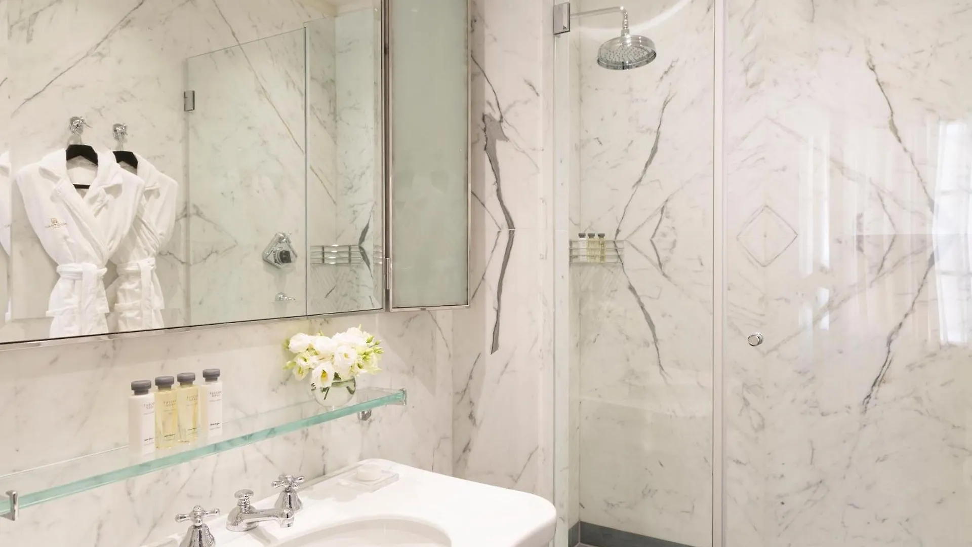 ***** Aparthotel Portrait Roma - Lungarno Collection Italy