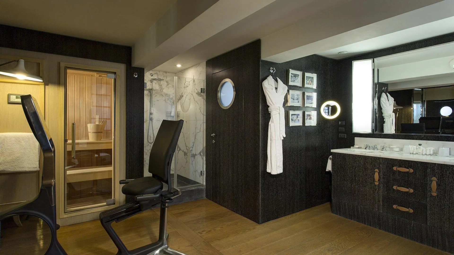 Aparthotel Portrait Roma - Lungarno Collection 5*,